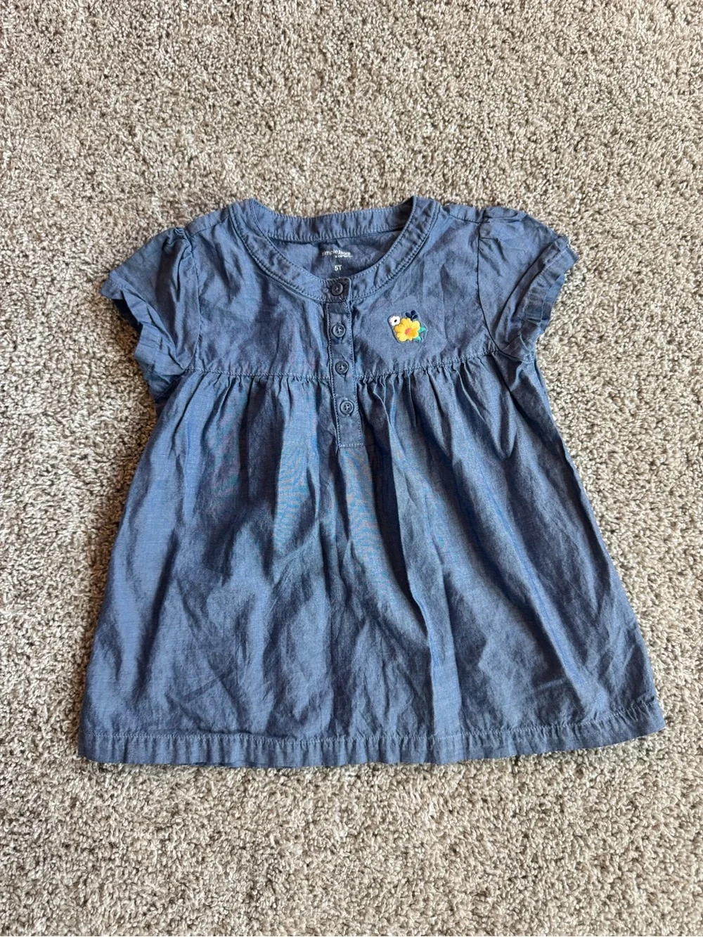 Old Navy cute girls